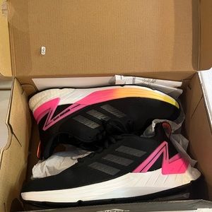 Adidas Response Super